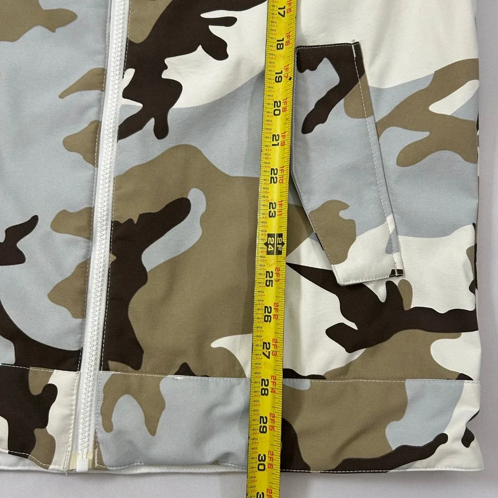 Burton Jacket Mens Small Camo Down‎ Insulated Hooded Snowboard Skiing Outdoors